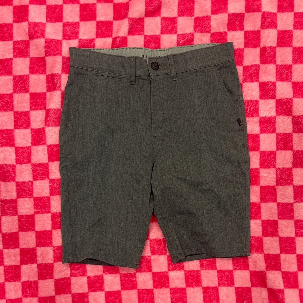 Quiksilver Men's Charcoal Flat Front Shorts - Picture 1 of 6